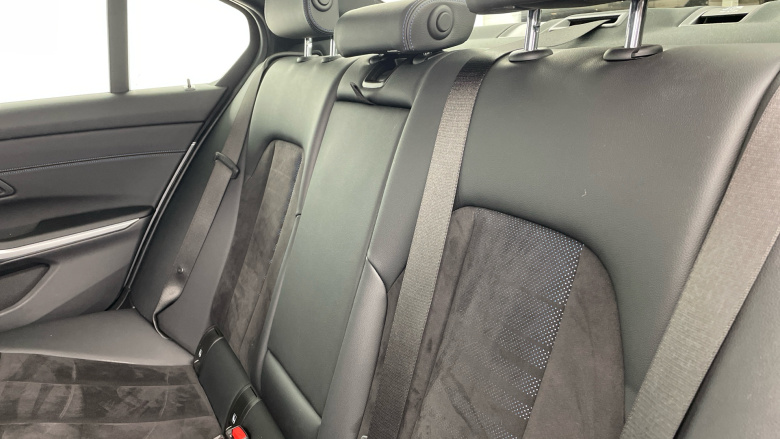 BMW 3 Series 320i M Sport 4dr Step Auto Petrol Saloon